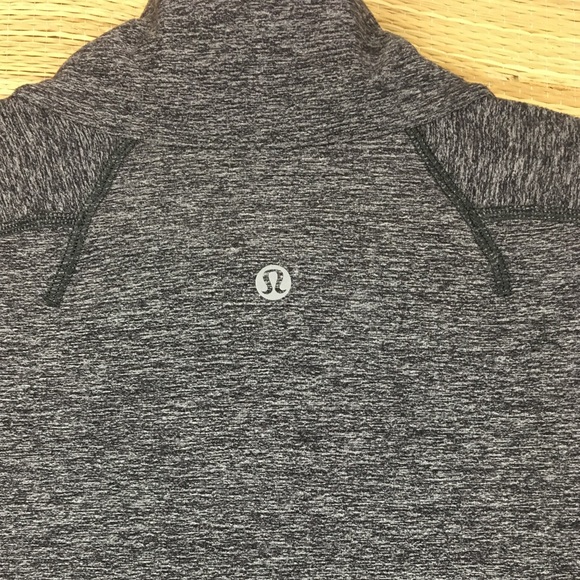 Lululemon Surge Warm 1/2 Zip Silver Heathered Dark Slate Size XL - Picture 10 of 13